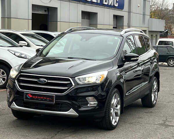 Чорний Форд Ескейп, об'ємом двигуна 2 л та пробігом 147 тис. км за 16900 $, фото 1 на Automoto.ua