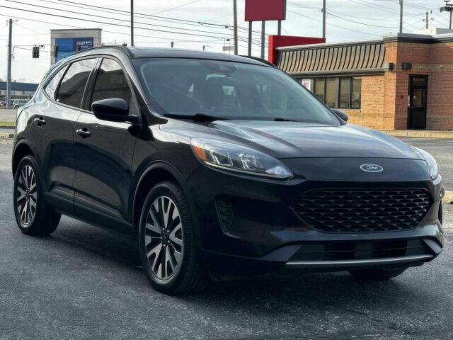 Черный Форд Эскейп, объемом двигателя 2.5 л и пробегом 38 тыс. км за 11000 $, фото 1 на Automoto.ua