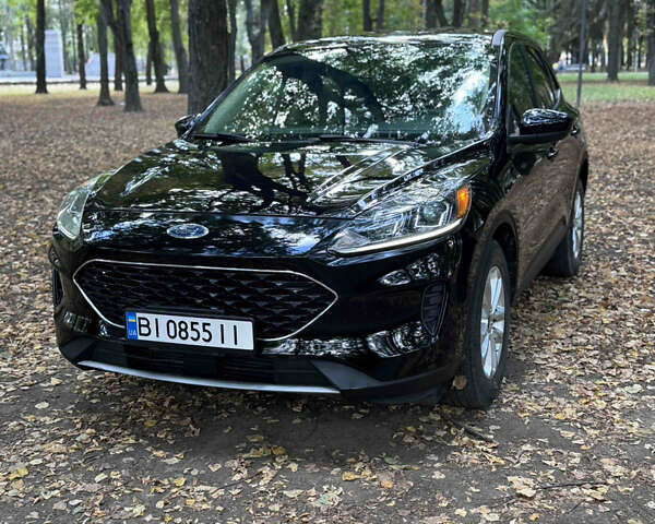 Чорний Форд Ескейп, об'ємом двигуна 1.5 л та пробігом 48 тис. км за 17600 $, фото 1 на Automoto.ua