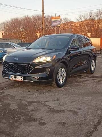 Черный Форд Эскейп, объемом двигателя 1.5 л и пробегом 120 тыс. км за 15300 $, фото 1 на Automoto.ua