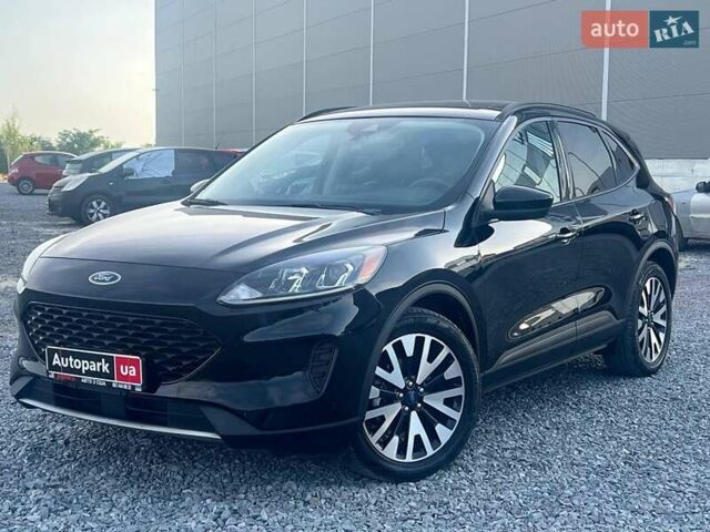 Форд Эскейп 2020 в Львове на Automoto.ua Черный Форд Эскейп, объемом двигателя 2.5 л и пробегом 165 тыс. км за 22790 $, фото 1 на Automoto.ua