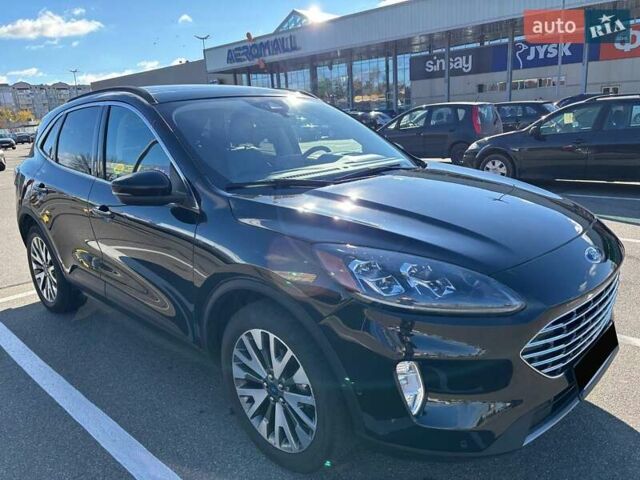 Черный Форд Эскейп, объемом двигателя 2 л и пробегом 88 тыс. км за 18700 $, фото 1 на Automoto.ua