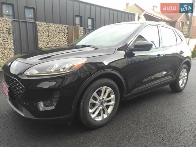 Чорний Форд Ескейп, об'ємом двигуна 1.5 л та пробігом 98 тис. км за 15900 $, фото 1 на Automoto.ua