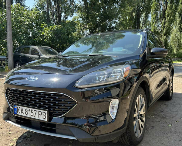 Черный Форд Эскейп, объемом двигателя 2.5 л и пробегом 136 тыс. км за 23000 $, фото 1 на Automoto.ua