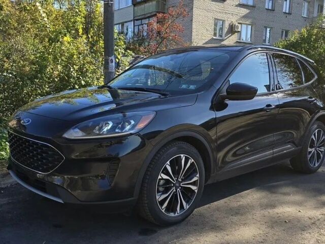 Черный Форд Эскейп, объемом двигателя 1.5 л и пробегом 56 тыс. км за 9600 $, фото 1 на Automoto.ua