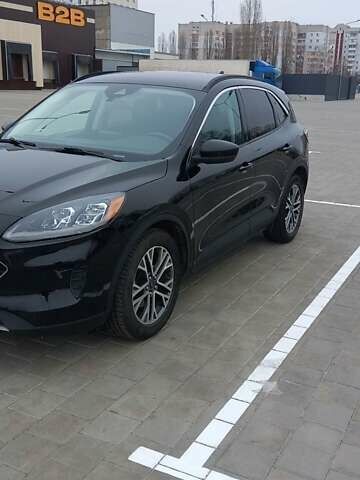 Чорний Форд Ескейп, об'ємом двигуна 1.5 л та пробігом 114 тис. км за 16700 $, фото 1 на Automoto.ua