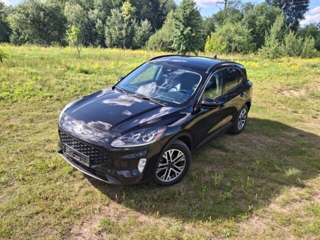 Черный Форд Эскейп, объемом двигателя 1.5 л и пробегом 61 тыс. км за 14300 $, фото 1 на Automoto.ua