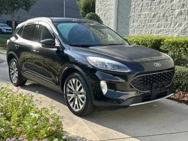 Черный Форд Эскейп, объемом двигателя 2 л и пробегом 71 тыс. км за 12300 $, фото 1 на Automoto.ua