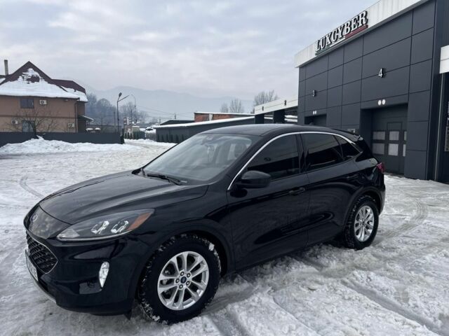 Черный Форд Эскейп, объемом двигателя 1.5 л и пробегом 50 тыс. км за 19900 $, фото 1 на Automoto.ua