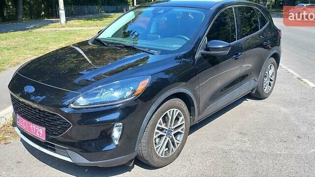 Черный Форд Эскейп, объемом двигателя 0 л и пробегом 82 тыс. км за 17999 $, фото 1 на Automoto.ua
