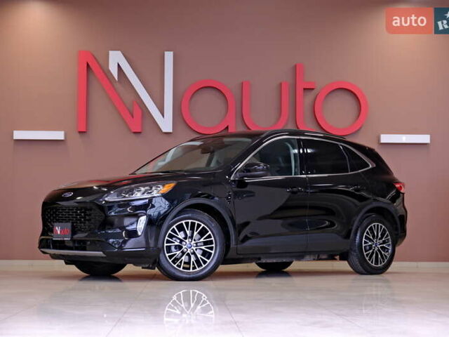 Черный Форд Эскейп, объемом двигателя 2.5 л и пробегом 68 тыс. км за 24500 $, фото 1 на Automoto.ua