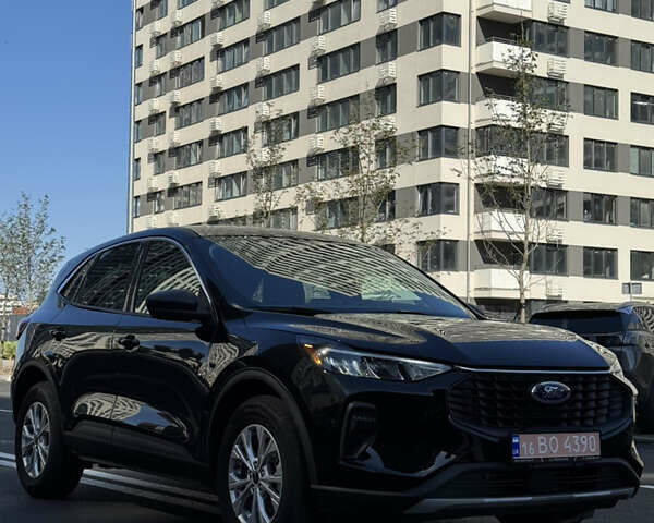Черный Форд Эскейп, объемом двигателя 1.5 л и пробегом 7 тыс. км за 23900 $, фото 1 на Automoto.ua