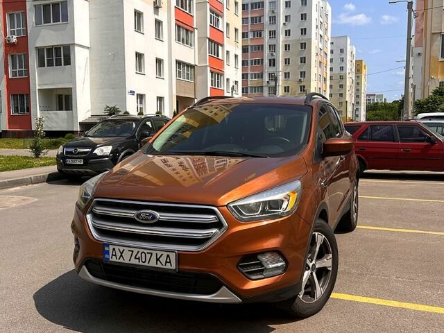 Форд Эскейп 2016 в Харькове на Automoto.ua Коричневый Форд Эскейп, объемом двигателя 2 л и пробегом 131 тыс. км за 11500 $, фото 1 на Automoto.ua