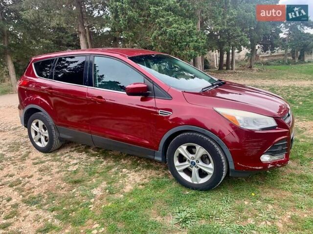 Красный Форд Эскейп, объемом двигателя 1.6 л и пробегом 157 тыс. км за 7800 $, фото 1 на Automoto.ua