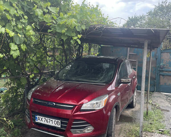 Красный Форд Эскейп, объемом двигателя 2 л и пробегом 177 тыс. км за 5800 $, фото 1 на Automoto.ua