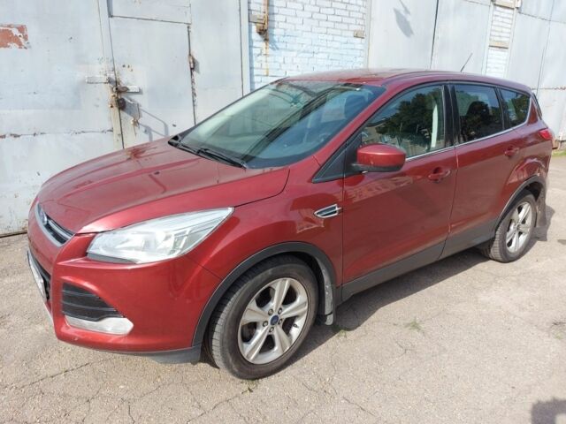 Красный Форд Эскейп, объемом двигателя 0 л и пробегом 90 тыс. км за 11509 $, фото 1 на Automoto.ua