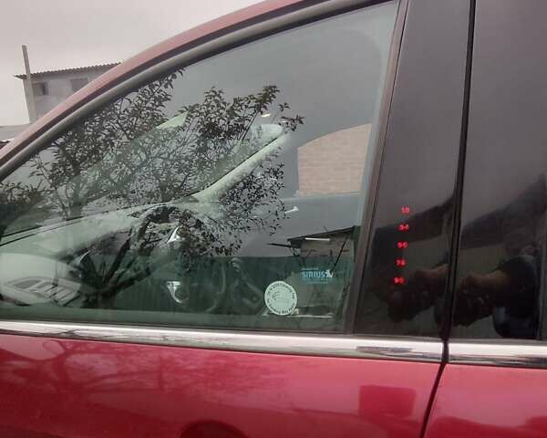 Червоний Форд Ескейп, об'ємом двигуна 2 л та пробігом 118 тис. км за 13500 $, фото 1 на Automoto.ua