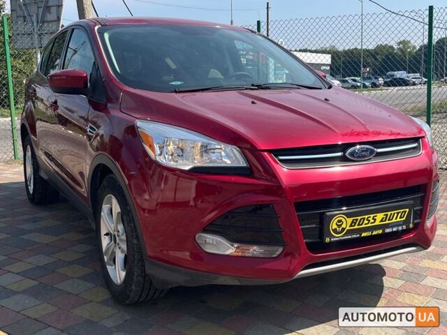 Красный Форд Эскейп, объемом двигателя 2.5 л и пробегом 183 тыс. км за 12900 $, фото 1 на Automoto.ua