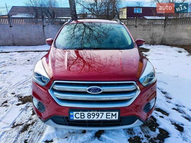 Красный Форд Эскейп, объемом двигателя 1.5 л и пробегом 128 тыс. км за 12300 $, фото 1 на Automoto.ua