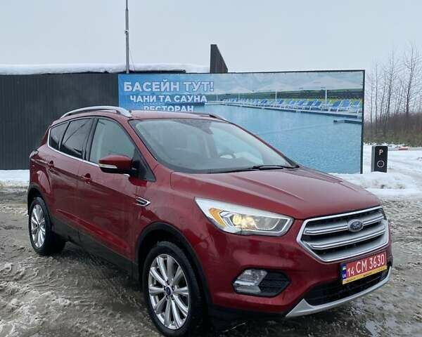 Красный Форд Эскейп, объемом двигателя 1.5 л и пробегом 213 тыс. км за 11999 $, фото 1 на Automoto.ua
