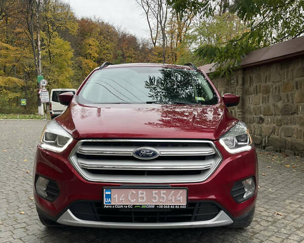 Форд Эскейп 2017 в Черновцах на Automoto.ua Красный Форд Эскейп, объемом двигателя 1.5 л и пробегом 147 тыс. км за 14000 $, фото 1 на Automoto.ua