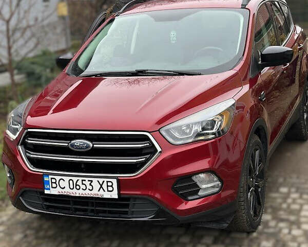 Червоний Форд Ескейп, об'ємом двигуна 1.5 л та пробігом 235 тис. км за 11500 $, фото 1 на Automoto.ua
