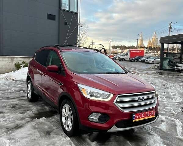 Красный Форд Эскейп, объемом двигателя 1.5 л и пробегом 214 тыс. км за 11499 $, фото 1 на Automoto.ua