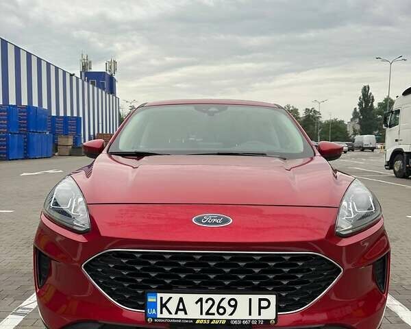 Красный Форд Эскейп, объемом двигателя 1.5 л и пробегом 14 тыс. км за 18500 $, фото 1 на Automoto.ua