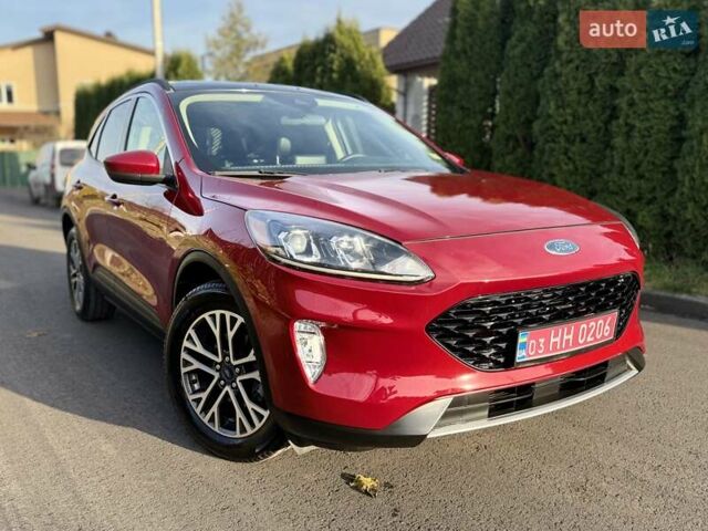 Червоний Форд Ескейп, об'ємом двигуна 2 л та пробігом 153 тис. км за 17900 $, фото 1 на Automoto.ua