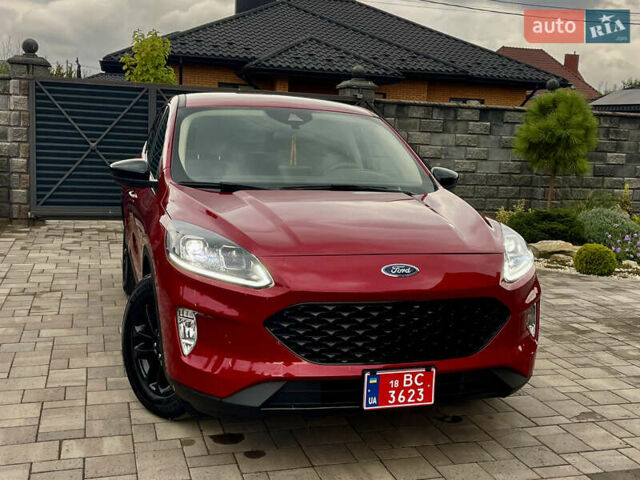 Форд Эскейп 2020 в Ровно на Automoto.ua Красный Форд Эскейп, объемом двигателя 1.5 л и пробегом 50 тыс. км за 14900 $, фото 1 на Automoto.ua