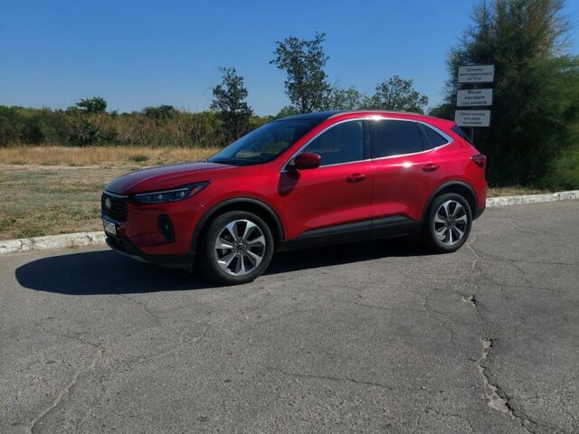 Червоний Форд Ескейп, об'ємом двигуна 2 л та пробігом 19 тис. км за 24000 $, фото 1 на Automoto.ua