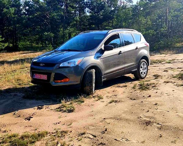 Форд Эскейп, объемом двигателя 2.5 л и пробегом 130 тыс. км за 10700 $, фото 1 на Automoto.ua