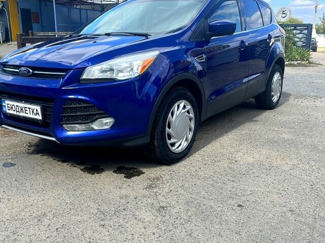 Форд Эскейп, объемом двигателя 2 л и пробегом 235 тыс. км за 11500 $, фото 1 на Automoto.ua