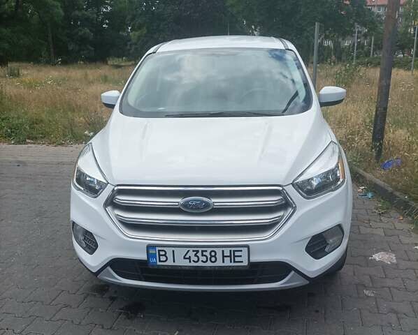 Форд Ескейп, об'ємом двигуна 2 л та пробігом 122 тис. км за 12900 $, фото 1 на Automoto.ua