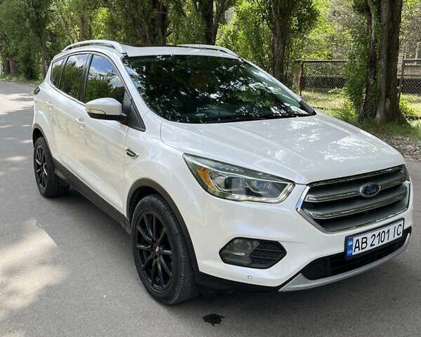 Форд Эскейп, объемом двигателя 2 л и пробегом 124 тыс. км за 14300 $, фото 1 на Automoto.ua