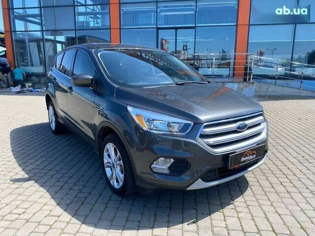 Форд Эскейп, объемом двигателя 2 л и пробегом 194 тыс. км за 13300 $, фото 1 на Automoto.ua