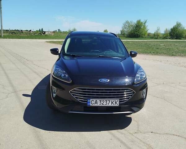 Форд Эскейп, объемом двигателя 2 л и пробегом 130 тыс. км за 17999 $, фото 1 на Automoto.ua
