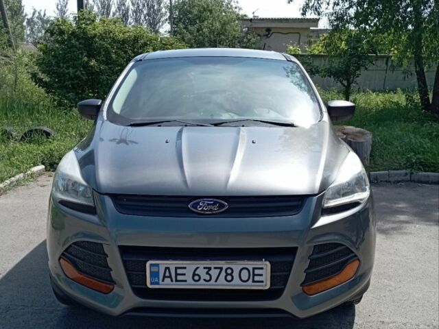 Серый Форд Эскейп, объемом двигателя 0 л и пробегом 223 тыс. км за 10400 $, фото 1 на Automoto.ua