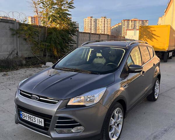 Сірий Форд Ескейп, об'ємом двигуна 2 л та пробігом 171 тис. км за 10500 $, фото 1 на Automoto.ua