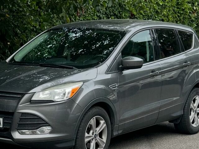 Серый Форд Эскейп, объемом двигателя 1.6 л и пробегом 106 тыс. км за 11500 $, фото 1 на Automoto.ua