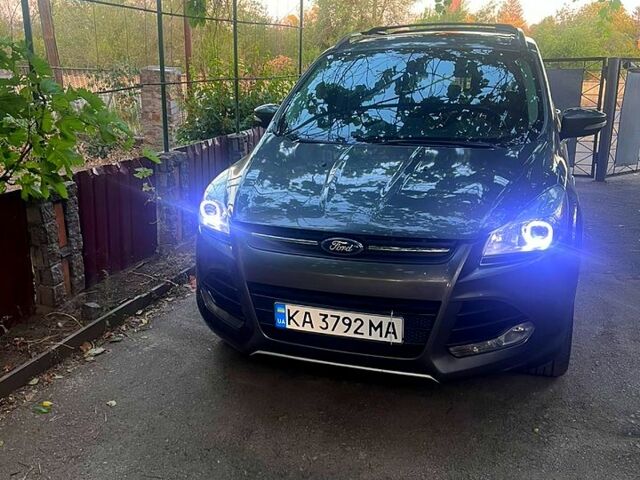 Серый Форд Эскейп, объемом двигателя 1.6 л и пробегом 166 тыс. км за 9500 $, фото 1 на Automoto.ua