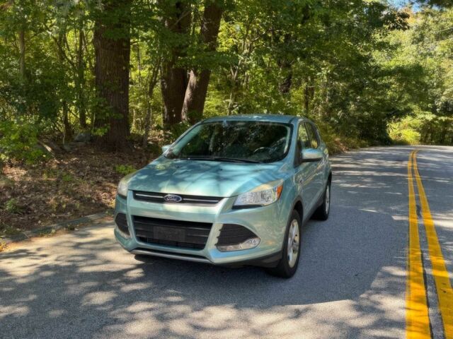 Сірий Форд Ескейп, об'ємом двигуна 2 л та пробігом 85 тис. км за 3500 $, фото 1 на Automoto.ua