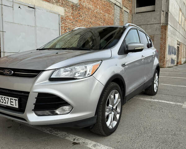 Сірий Форд Ескейп, об'ємом двигуна 2 л та пробігом 124 тис. км за 11400 $, фото 1 на Automoto.ua