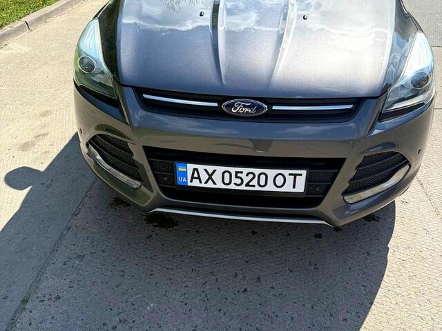 Сірий Форд Ескейп, об'ємом двигуна 1.6 л та пробігом 214 тис. км за 10200 $, фото 1 на Automoto.ua