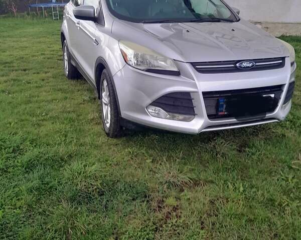 Сірий Форд Ескейп, об'ємом двигуна 1.6 л та пробігом 200 тис. км за 8999 $, фото 1 на Automoto.ua