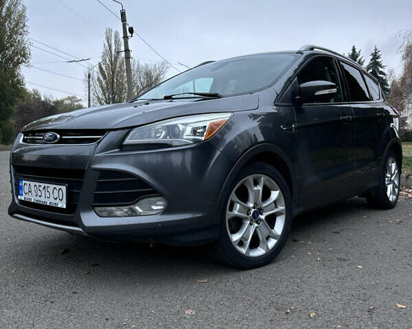 Серый Форд Эскейп, объемом двигателя 1.6 л и пробегом 208 тыс. км за 10950 $, фото 1 на Automoto.ua