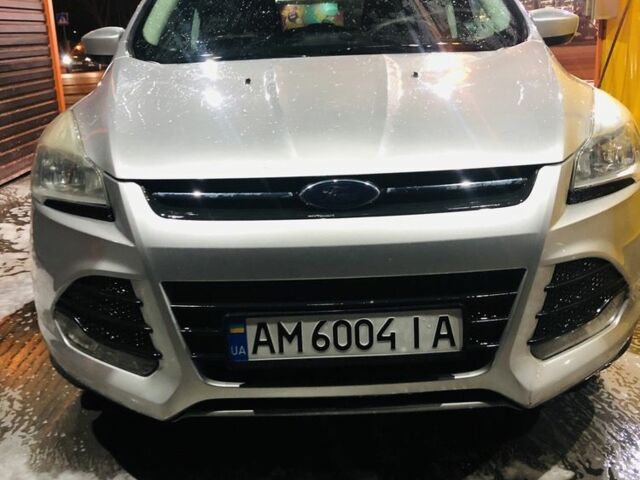 Серый Форд Эскейп, объемом двигателя 1.6 л и пробегом 155 тыс. км за 8800 $, фото 1 на Automoto.ua
