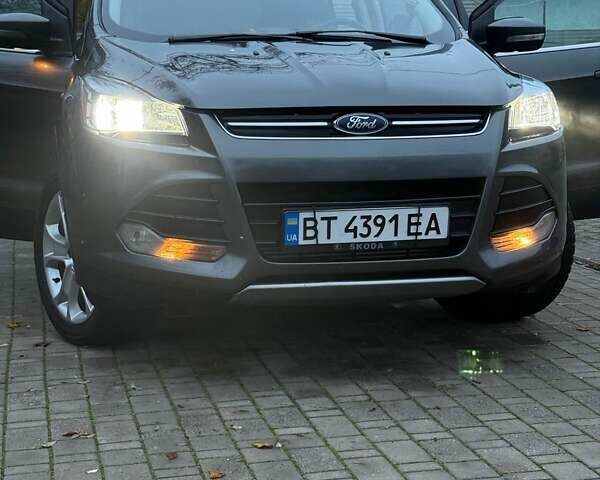 Серый Форд Эскейп, объемом двигателя 2 л и пробегом 125 тыс. км за 12000 $, фото 1 на Automoto.ua