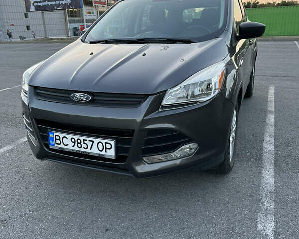 Серый Форд Эскейп, объемом двигателя 2.5 л и пробегом 100 тыс. км за 11000 $, фото 1 на Automoto.ua