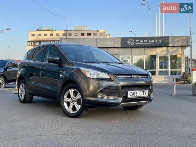 Сірий Форд Ескейп, об'ємом двигуна 2.5 л та пробігом 142 тис. км за 11800 $, фото 1 на Automoto.ua